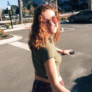 Meet your Posher, Brooke